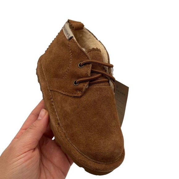 Bearpaw Skye Toddler Boys Suede Boots Size 10 Brown Slip on Lined Winter Shoes - Picture 4 of 16